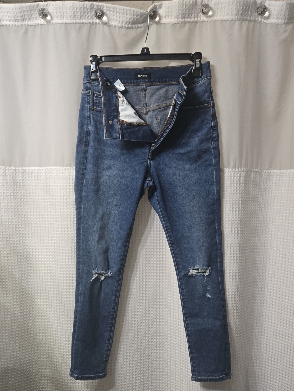 Express Skinny Jeans in Dark Blue with Knee Distress